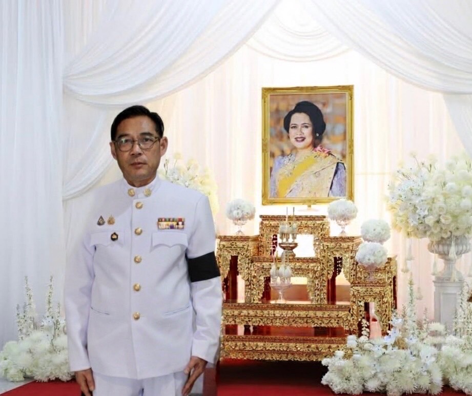 พช.ปทุมธานี ร่วมพิธีบำเพ็ญกุศลทักษิณานุประทาน อุทิศถวาย สมเด็จพระนางเจ้าสิริกิติ์ พระบรมราชินีนาถ พระบรมราชชนนีพันปีหลวง  สัตตมวาร ๗ วัน